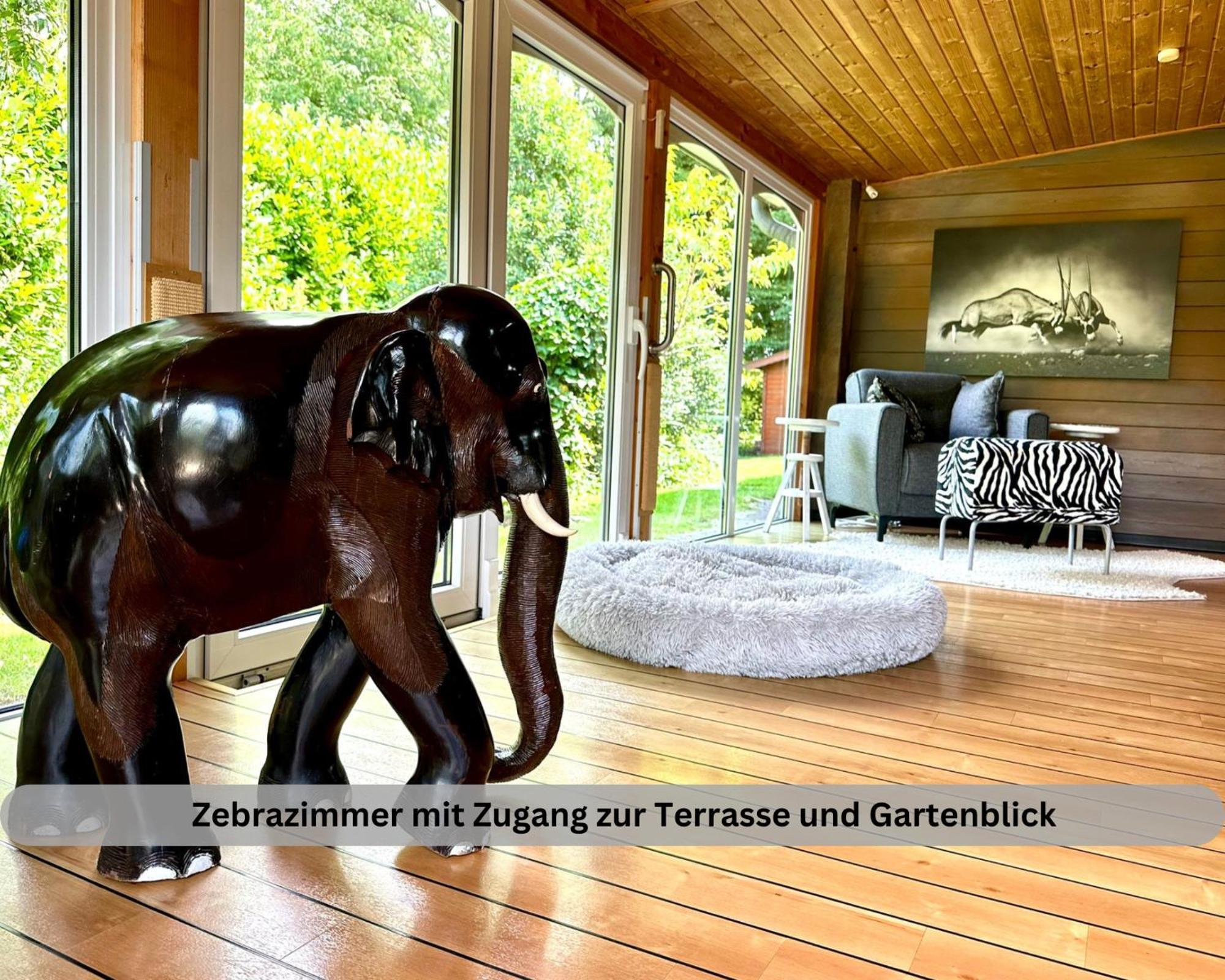 Lodge Of Africa - Einzigartige Themenzimmer, Eingezaeunten Garten, Sauna, Whirlpool & Kamin, Hunde Willkommen, Gasgrill, Voll Ausgestattete Kueche, Grosser Essbereich, Hamburg & Stade In Der Naehe Twielenfleth Eksteriør billede